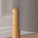 Ver imagem 4 de Kit 2 Puffs Decorativo Redondo Banqueta Sala Quarto Escritório Pés Madeira Zuppy - Cinza Linho