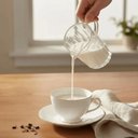 Ver imagem 2 de Leiteira Soho 290ml L Hermitage Jarra de Vidro Pequena para Leite Café Chá Cozinha Mesa Posta