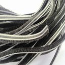 Ver imagem 1 de Veda Fresta Fita Escovinha Normal de Vedação Porta Janela Preta 5x5mm 50Mts