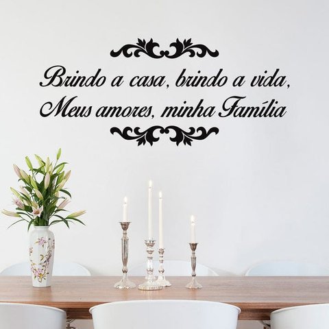 Adesivo de Parede Frase Brindo a Casa