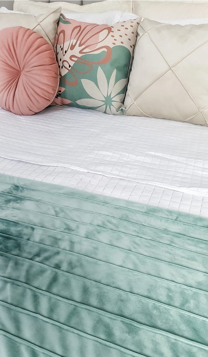 Peseira Drapeada Line Dupla Face em Veludo Cama King Cor:Verde Menta - 2