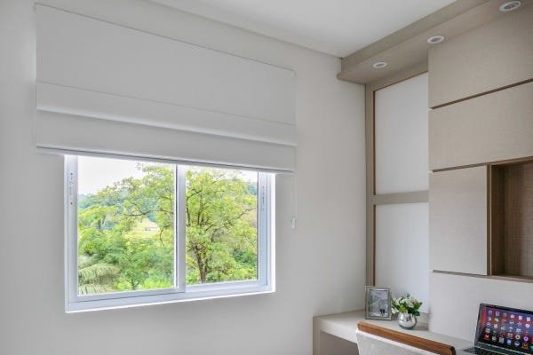 Persiana Romana (2,40Lar. x 1,80Alt.) Tecido Blackout Branco - Vogaflex - 2