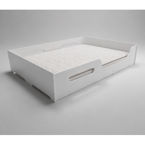 Cama Montessoriana Tamanho Casal com Grades de Proteção 100% MDF Baixa para Brincar Infantil Branco