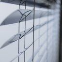 Ver imagem 4 de Persiana Horizontal Alumínio 25mm - ( Largura 60x Altura 60 Cm )