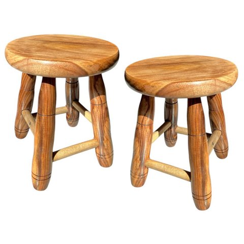 Kit 2 Banquinho Envernizado de Madeira Banqueta Pequena Tamborete 30cm Alt Maciça Infantil