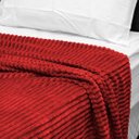 Ver imagem 2 de Cobertor Manta Casal Soft Canelada 2,20m x 1,80m Califórnia Cor Vermelho