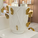 Ver imagem 2 de Vaso Decorativo Cerâmica Branco com Borboleta Dourada 27,5cm 30,5d