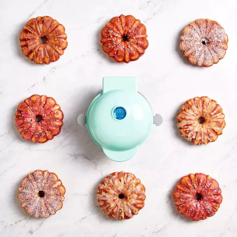 Mini Máquina de Fazer Bolos, Tortas, Omelete Bundt 110v - 6