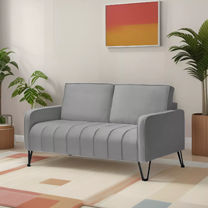 Sofá Living Savana 2 Lugares C/ Pé de Ferro Preto 1,58 Mts Veludo Cinza - Espuma D-28