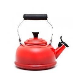 Chaleira Tradicional com Apito - Le Creuset - Vermelha - 2 Chaleira Tradicional com Apito - Le Creuset - Vermelha - 2