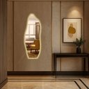 Ver imagem 4 de Espelho Orgânico com Led Neutro de 70cm – Design Moderno e Iluminação Sofisticada