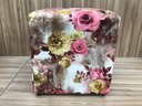 Ver imagem 2 de Puff Decorativo Floral Rosa 66 Alpoim