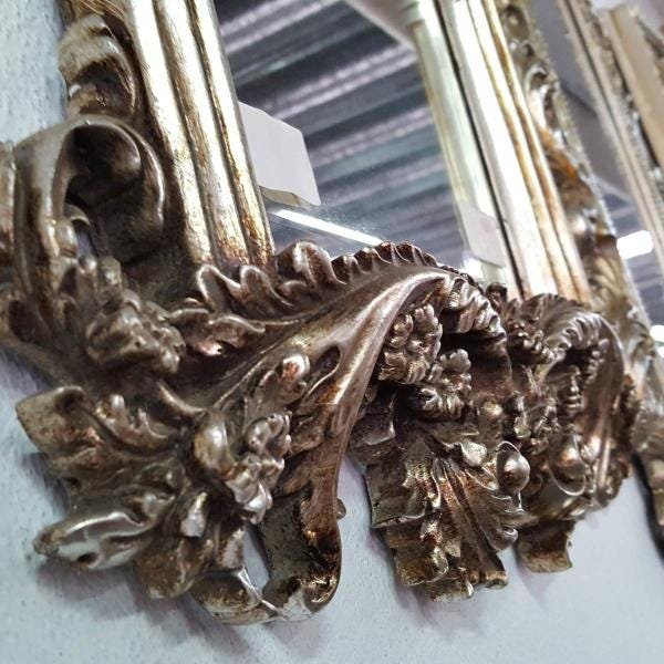 Espelho com Moldura Decorativa Fauré - 2