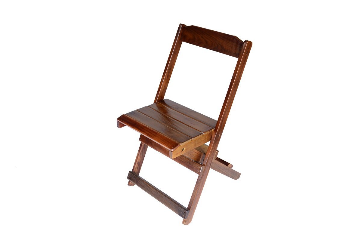 Cadeira de Madeira Dobrável com Acabamento Café