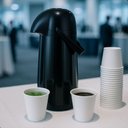 Ver mais imagens de Garrafa Térmica Expressar Color Quente e Frio Preto 1L Sanremo