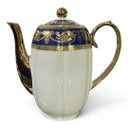 Ver imagem 3 de Jogo de Aparelho de Jantar em Porcelana Azul, Branco e Dourado 62 Peças 45x63x57cm