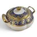 Ver mais imagens de Jogo de Aparelho de Jantar em Porcelana Azul, Branco e Dourado 62 Peças 45x63x57cm
