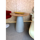 Ver imagem 2 de Mesa de Apoio Cone Base Cimento Texturizado - Tampo Mezzo Castani 50 cm Altura 70 cm - Branco