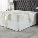Ver imagem 4 de Saia Box Casal Padrão Matelassado Serve para Cama Baú:Branca