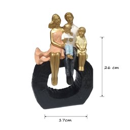 Estatueta Decorativa Família no Arco - 2