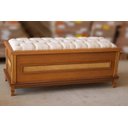 Ver imagem 1 de Baú para Quarto de Casal Estofado 1,60m - Athenas - Móveis Montanhês