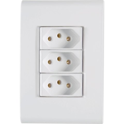 Conjunto 4x2 com 3 Tomadas 2p+t 10 a 250 V Tramontina Liz Branco
