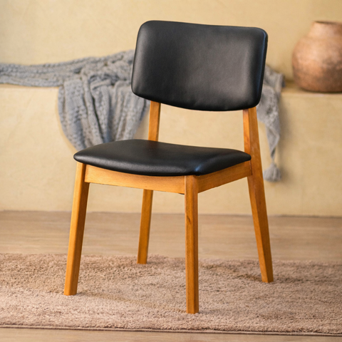 Cadeira Manuela - Mel com Courino Preto