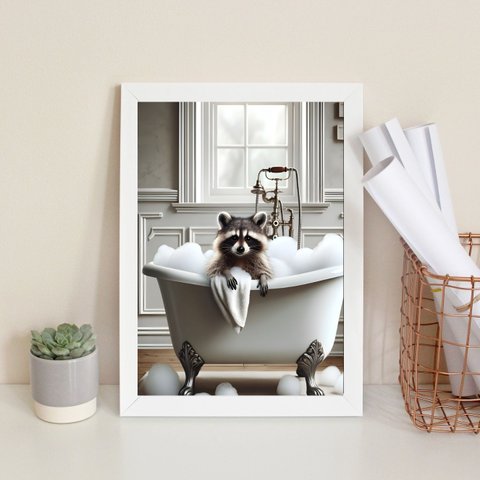 Quadro Banheiro Guaxinim Tomando Banho 45x34cm:moldura Preta