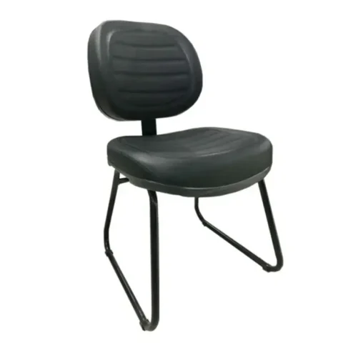 Cadeira Executiva Costurada Base Trapézio – Corino Preto