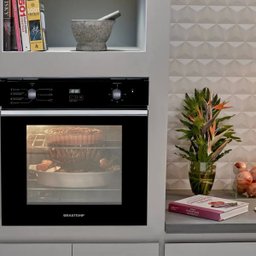 Forno de embutir elétrico Brastemp 84 litros Preto com convecção e timer touch - BOC84AE - 9