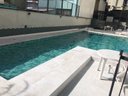 Ver imagem 7 de Piso Cimentício Atérmico 50x50 cm Branco Antiderrapante para Piscina, Jardim e Área Gourmet