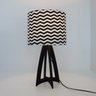 Abajur Base Madeira Preta e Cúpula Chevron Preta e Branca - 4