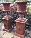 Ver imagem 3 de VASO INGLÊS C/ BASE CONJUNTO 2+2 DECORAR JARDIM PLANTAS Pronto Artes DECORAÇÃO DE FAZENDA