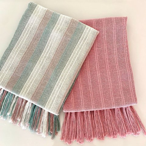 Kit 2 Mantas Artesanais Rosa e Pistache Faixa para Sofá Cama e Poltronas 1,80x 1,20m Decoração Casa