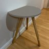 Mesa de Apoio Redonda Nuova Tripé Palito Retrô - de Parede 40cm:Cinza - 3