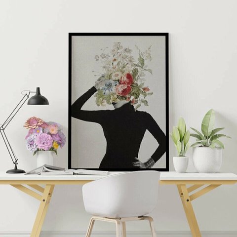Quadro Dona Flor - Colagem Feminina Floral 33x24cm:moldura Preta