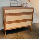 Ver imagem 2 de Cômoda Retrô para Quarto com 3 Gavetas e Tela Sintética Cor:hanover com Roble