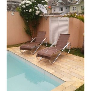 Espreguiçadeira em Fibra Sintética