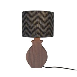 Abajur Base Madeira Vasinho e Cúpula Chevron Preto e Dourado - 1 Abajur Base Madeira Vasinho e Cúpula Chevron Preto e Dourado - 1