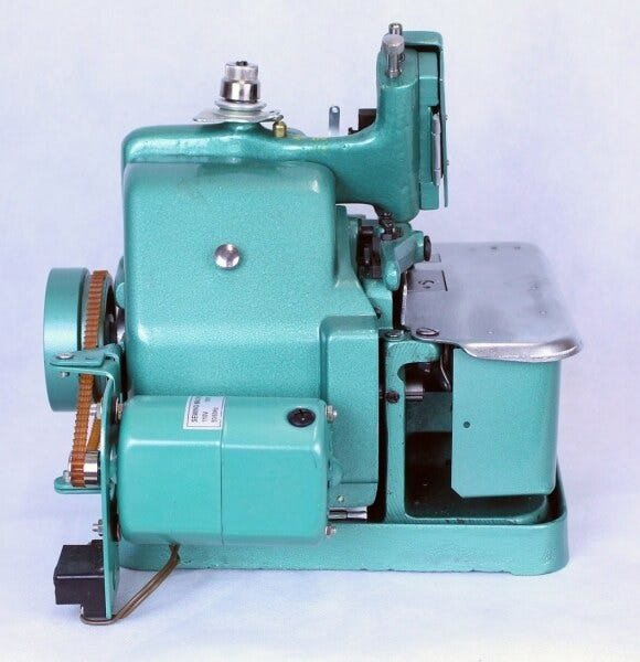 Máquina Overlock GN16D MadeiraMadeira