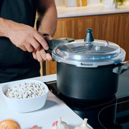 Panela de Pressão Indução Antiaderente Brinox 5,4l Ceramic Life Preto Super 4954/102 - 3