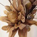 Ver imagem 4 de Arranjo de Flores Magnólias Artificiais Exuberantes com 70cm no Tubo de Vidro | Beleza Atemporal For