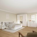 Ver imagem 1 de Kit Guarda Roupas 3 Portas, Cama Queen e Complementos de Quarto Araçá CabeCasa MadeiraOriginals Branco