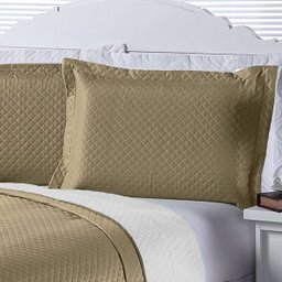 Kit Cobre Leito + Almofada Mãe Te Amo Branco/Bege Queen 05 Peças - 4 Kit Cobre Leito + Almofada Mãe Te Amo Branco/Bege Queen 05 Peças - 4