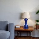 Ver imagem 2 de Abajur de Cerâmica para Sala Azul Royal Classic com Cúpula de Tecido