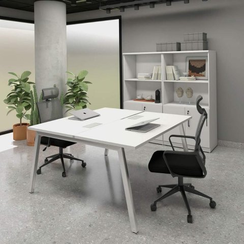 Mesa de Trabalho 1,40m X 1,20m 2 Lugares Pés Cavalete F5 Cor:cinza