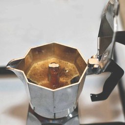 Cafeteira Italiana Moka Cafeteira Pequena Cafe 6 Xícaras - 4 Cafeteira Italiana Moka Cafeteira Pequena Cafe 6 Xícaras - 4
