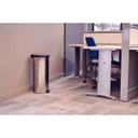 Ver imagem 5 de Lixeira Tramontina Inox C/pedal New 30l. - 94538/730