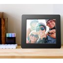 Ver imagem 4 de Porta-Retratos Digital Aluratek com LCD de 8´´, SlideShow e entradas USB e SD Preto
