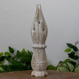 Incensário Artesanal Mãos Oração de Madeira Entalhada Bali